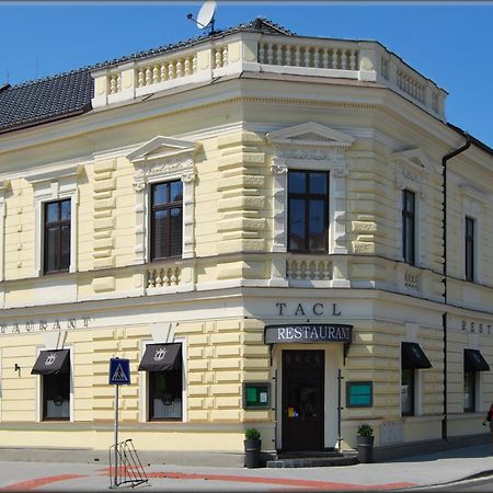 Hotel Tacl Holešov 외부 사진